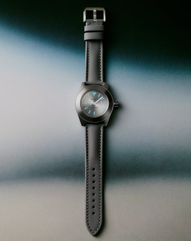 Paradisi RP02 Titanium — full length